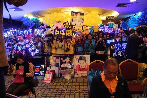 娱乐图片站,捕捉光影瞬间，尽享视觉盛宴