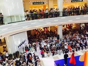 娱乐周年庆致辞,回首辉煌，共筑未来璀璨篇章