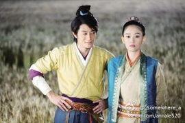 霍建华看陈乔恩花絮,甜蜜互动，浪漫满溢